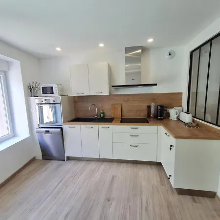 Maison Familiale A - 3 Chambres, Balcon Sur Riviere, Proche Commodites Et Activites - Fr-1-589-594 *