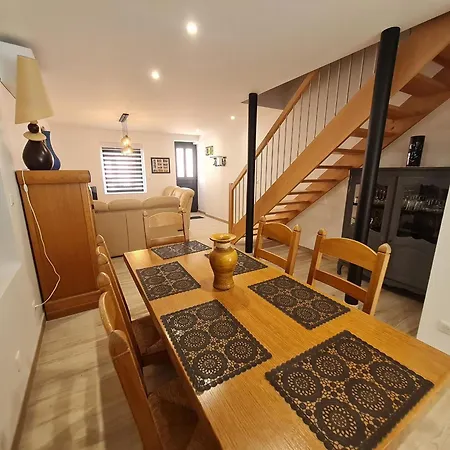 Maison Familiale A - 3 Chambres, Balcon Sur Riviere, Proche Commodites Et Activites - Fr-1-589-594